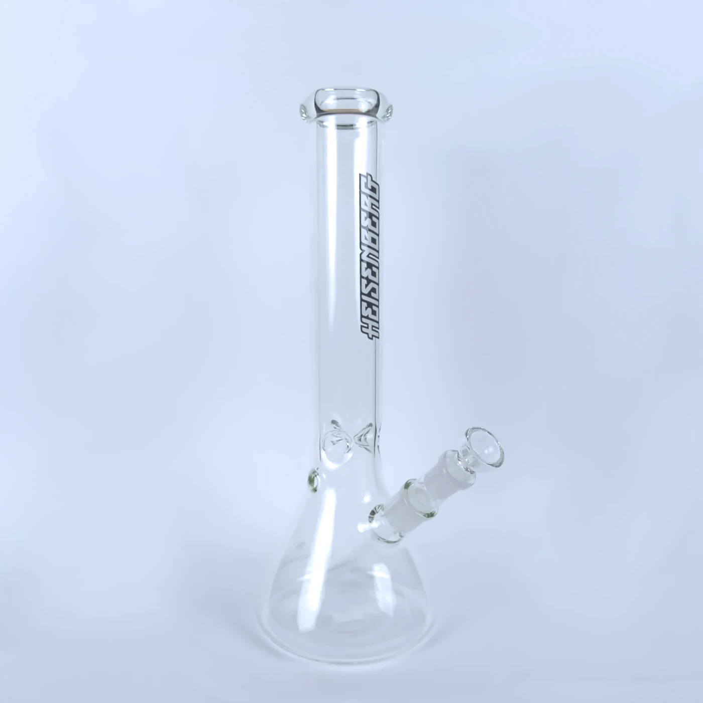 Heisenberg Bong Beaker Black – classic beaker-style glass bong with a sleek black finish, offering stable base and smooth filtration.